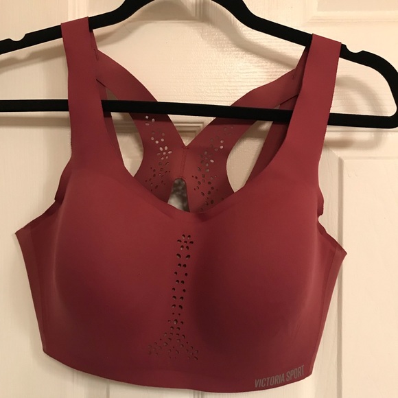 Victoria's Secret Other - Victoria’s Secret Angel Max Lightweight Sports Bra